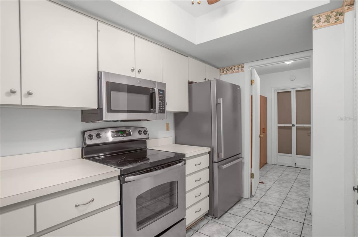 270 GLASSBORO COURT — photo 11 of 46