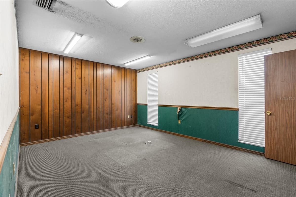 1118 MAGNOLIA AVENUE — photo 37 of 75
