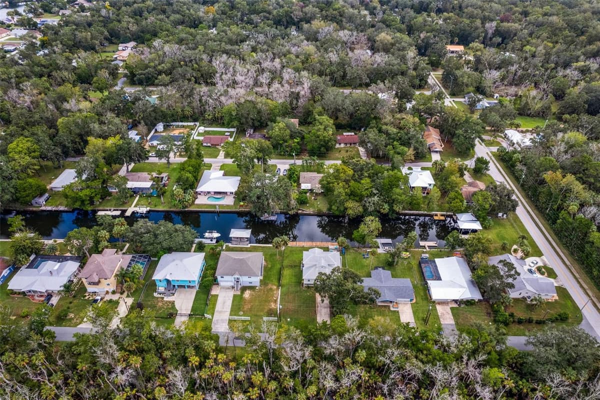 3625 SUWANNEE POINT — photo 4 of 67