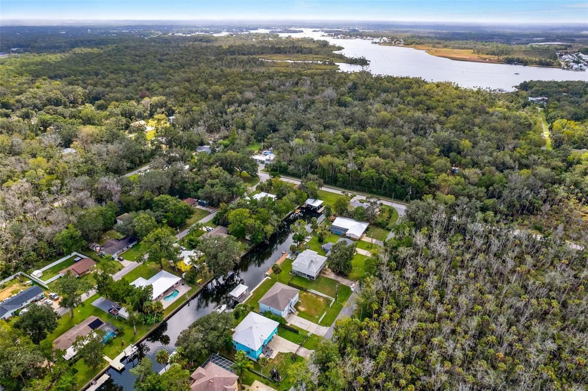 3625 SUWANNEE POINT — photo 14 of 67