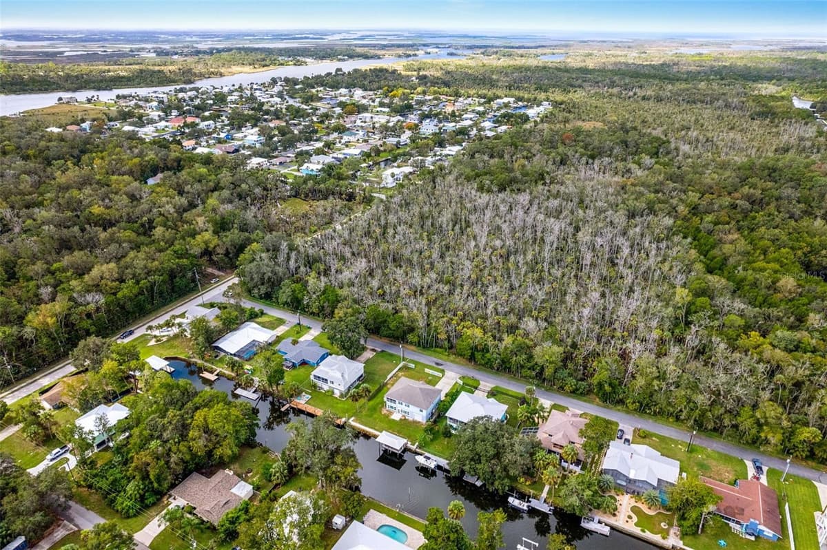 3625 SUWANNEE POINT — photo 11 of 67