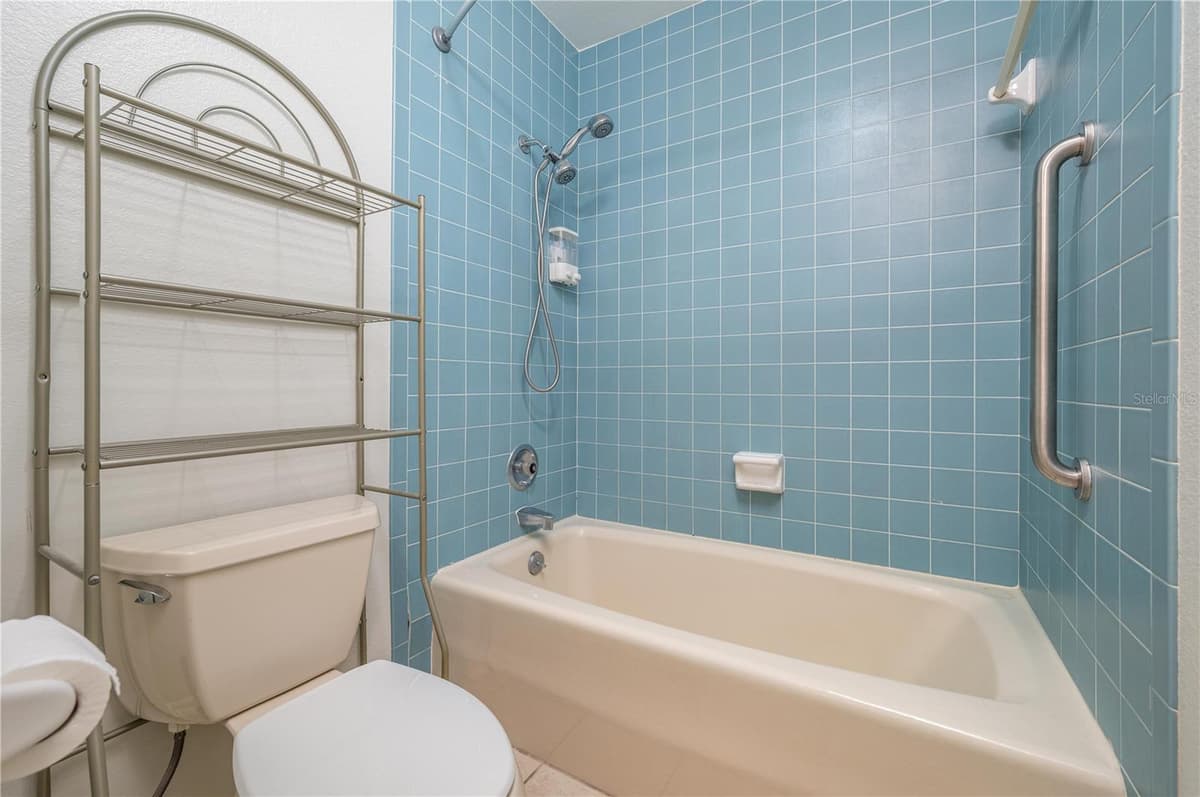 1325 THORNBURG ROAD — photo 32 of 67