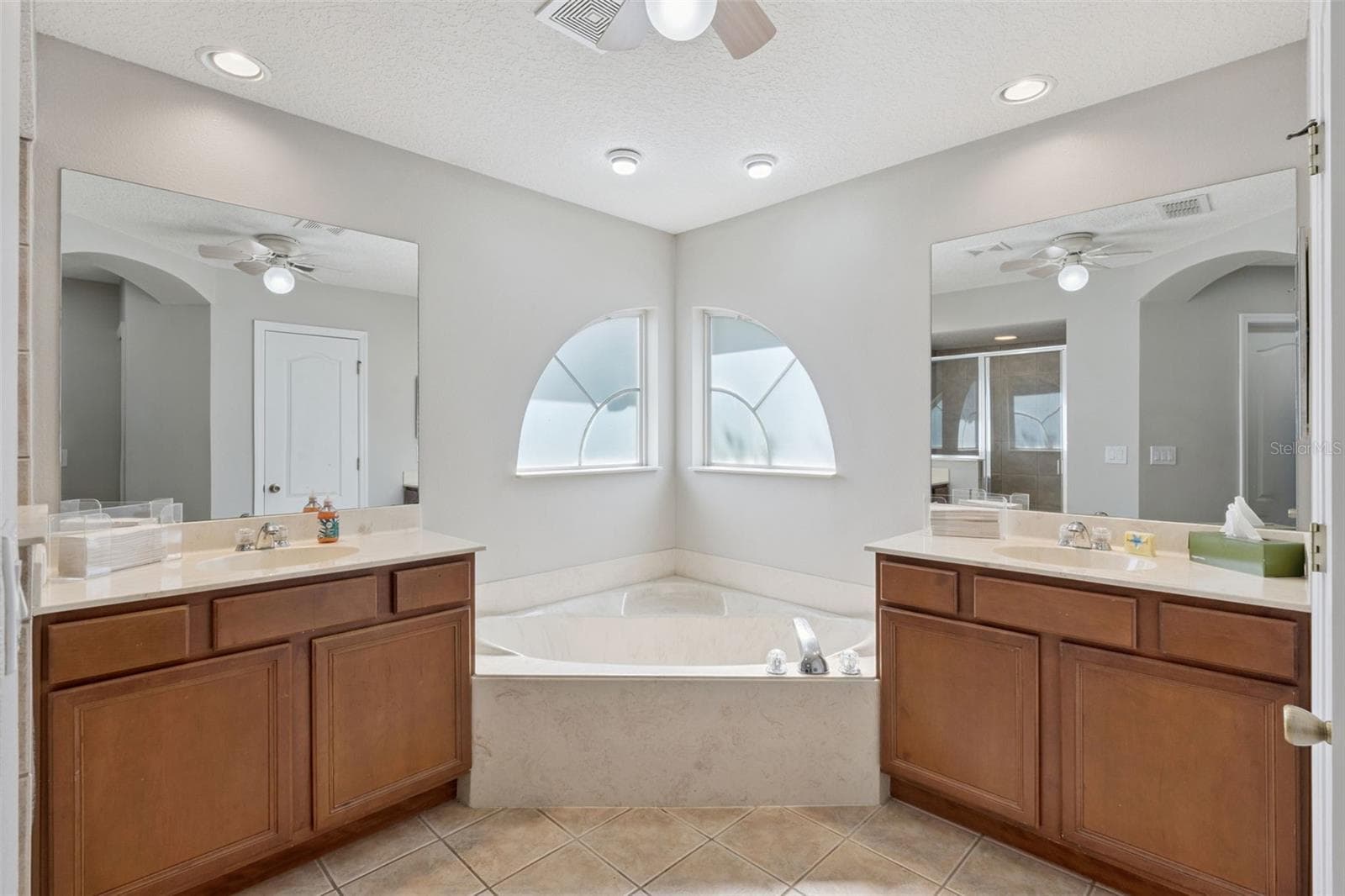 33804 TERRAGONA DRIVE — photo 20 of 66