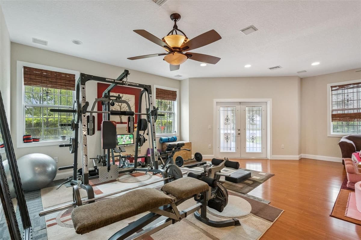 5825 LAKE LIZZIE DRIVE — photo 41 of 72