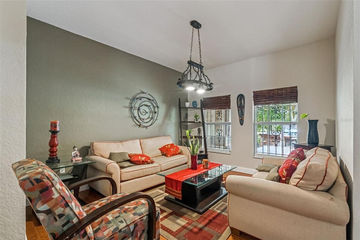 5825 LAKE LIZZIE DRIVE — photo 7 of 72