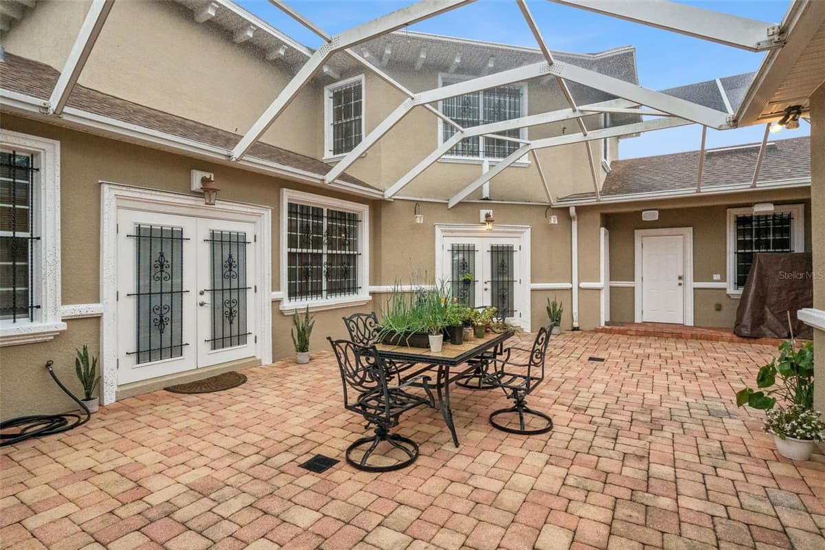 5825 LAKE LIZZIE DRIVE — photo 48 of 72