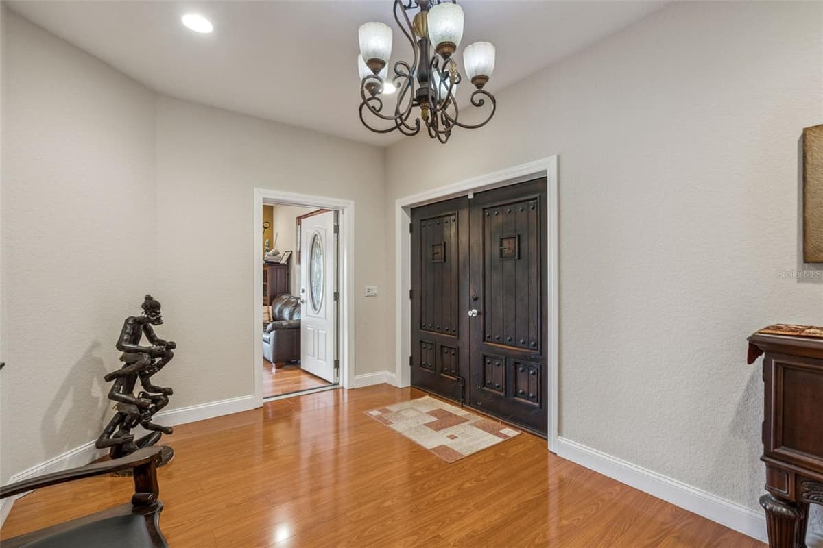 5825 LAKE LIZZIE DRIVE — photo 5 of 72