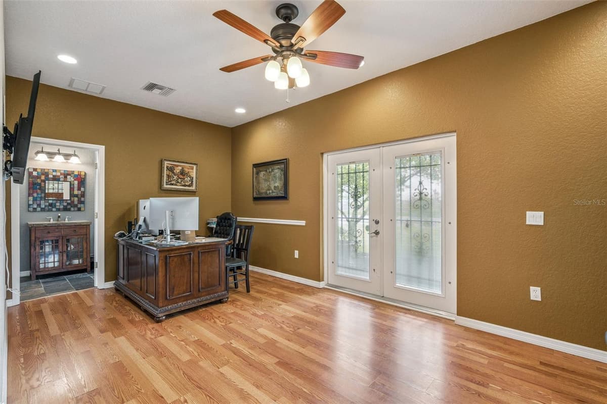 5825 LAKE LIZZIE DRIVE — photo 44 of 72