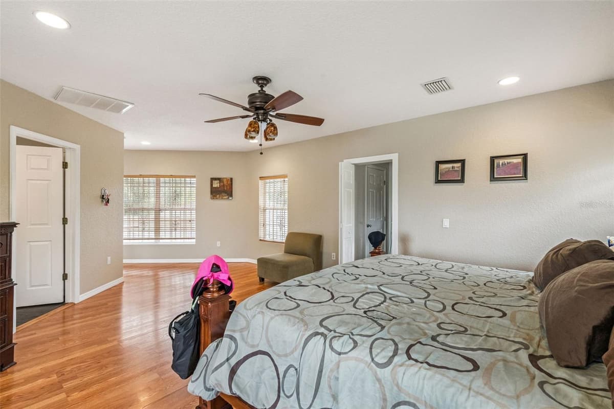5825 LAKE LIZZIE DRIVE — photo 25 of 72