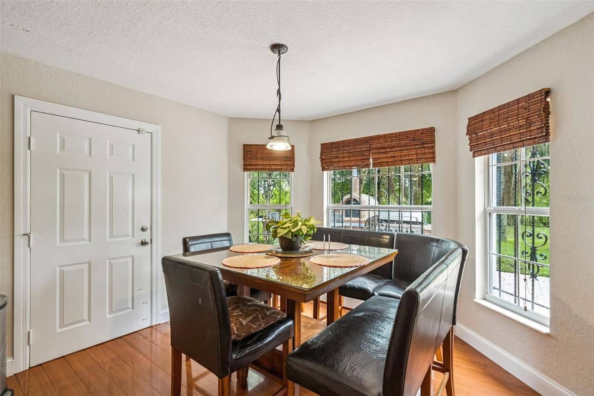 5825 LAKE LIZZIE DRIVE — photo 13 of 72
