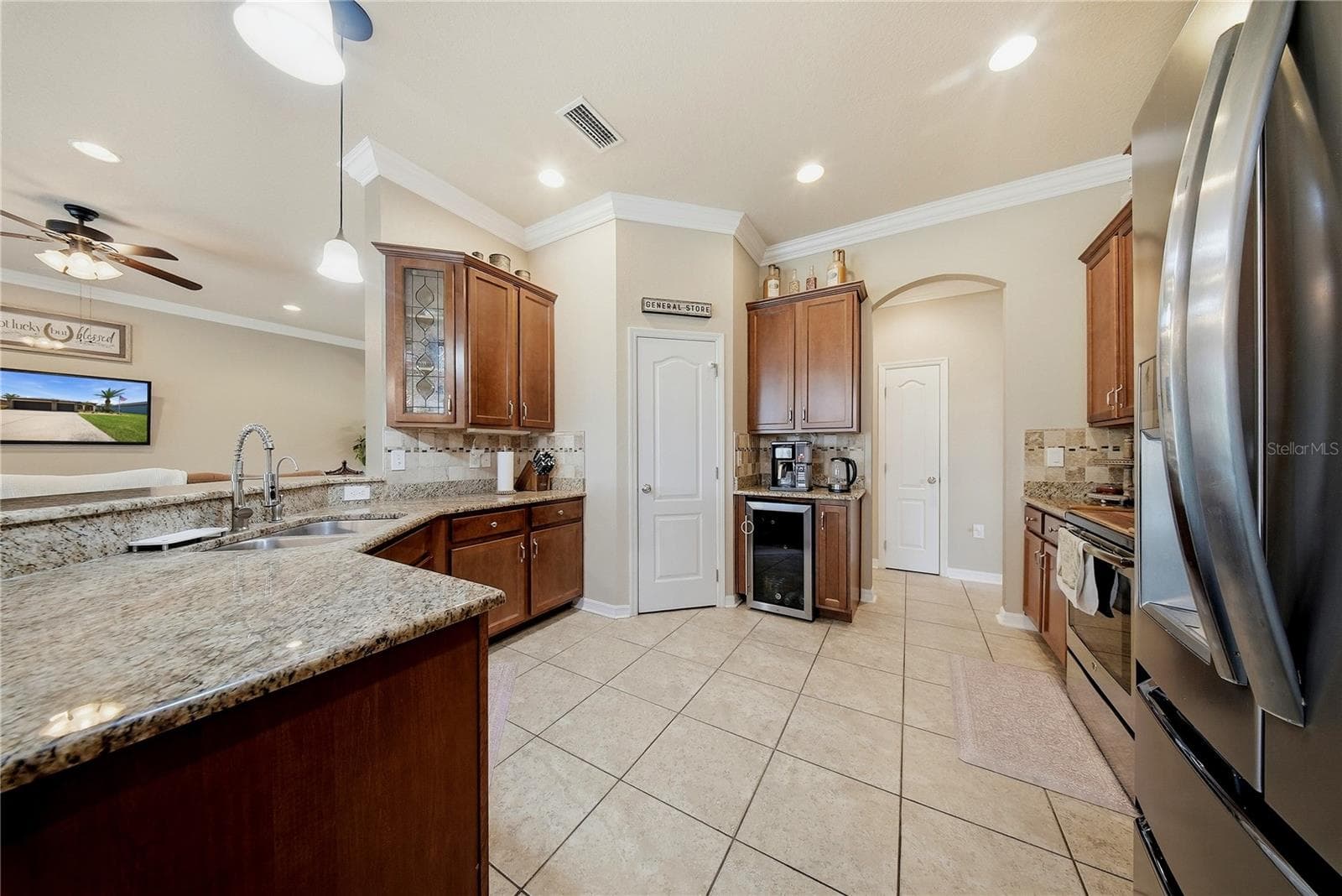 354 HOPE BAY LOOP — photo 4 of 48