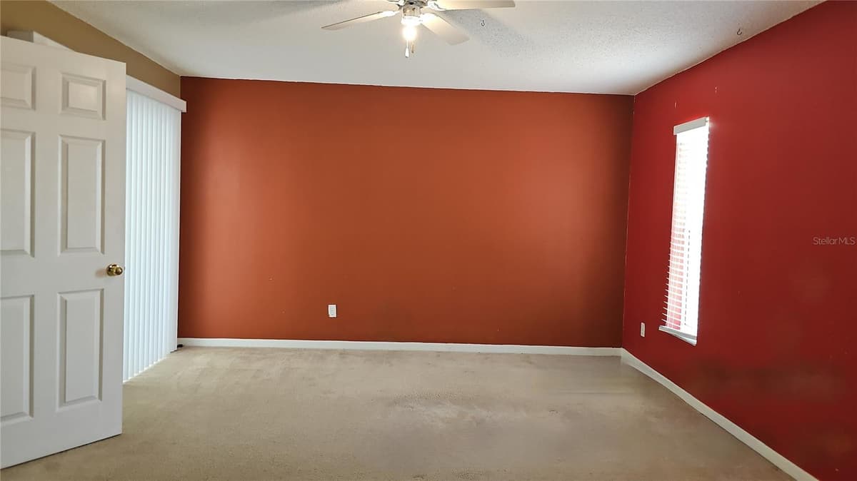4030 LAKE BLUFF DRIVE — photo 6 of 32