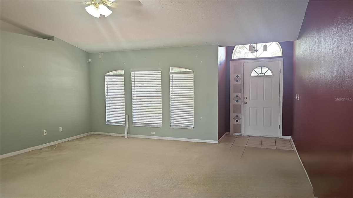 4030 LAKE BLUFF DRIVE — photo 4 of 32