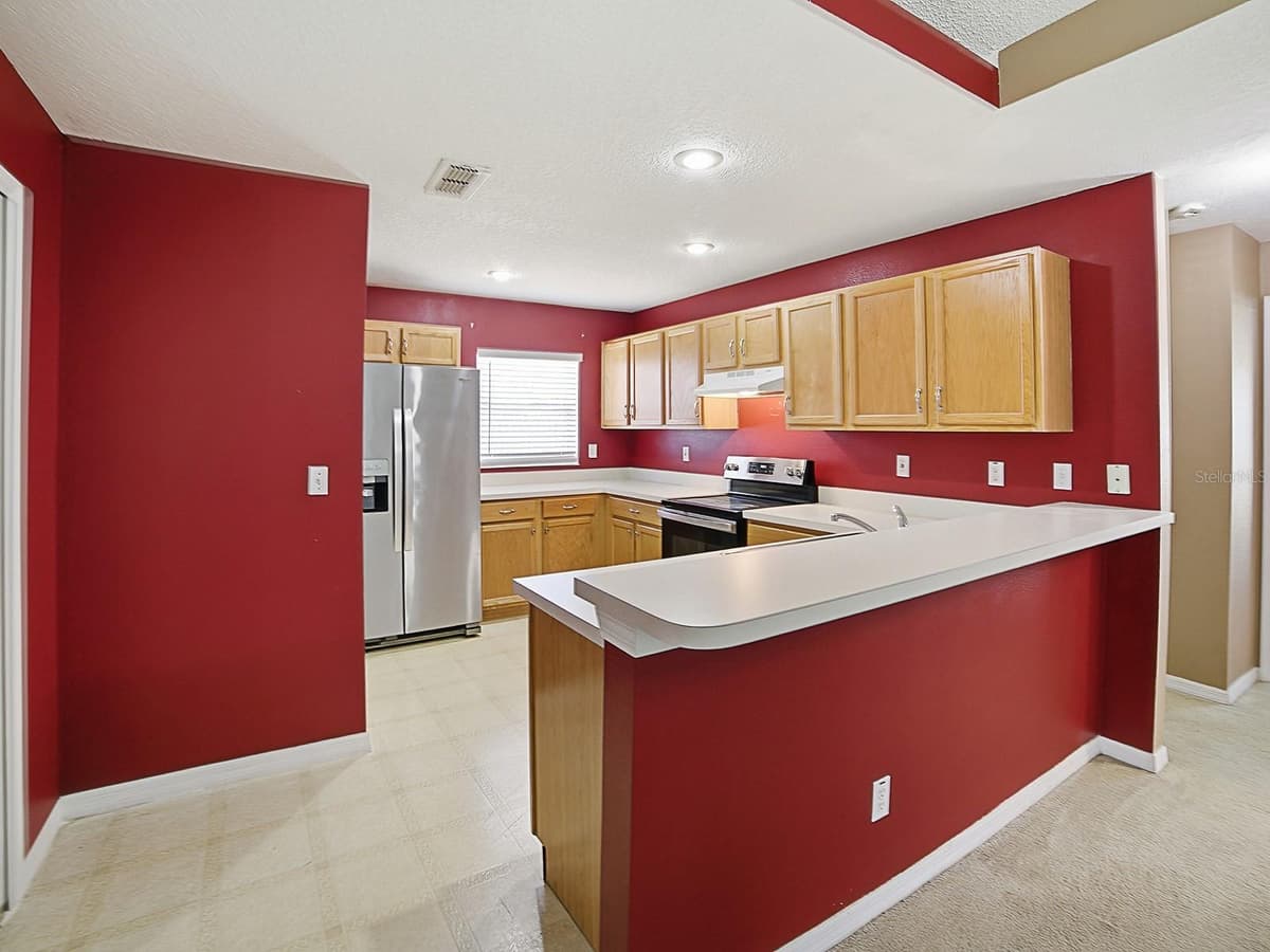 4030 LAKE BLUFF DRIVE — photo 12 of 32