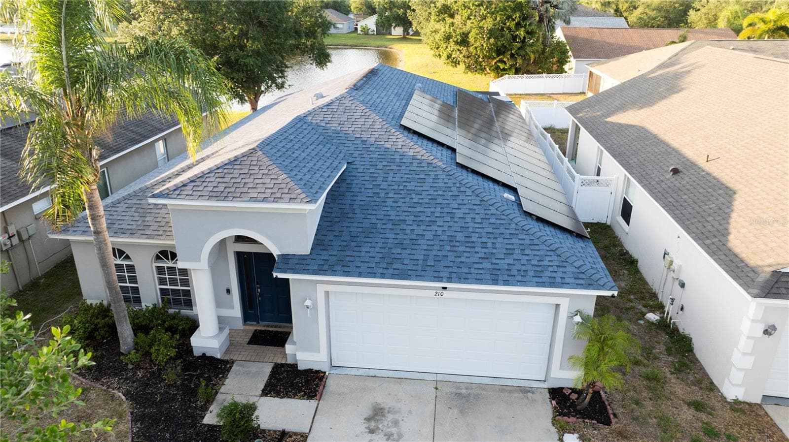 210 SMOKEY HILL AVENUE — photo 1 of 23
