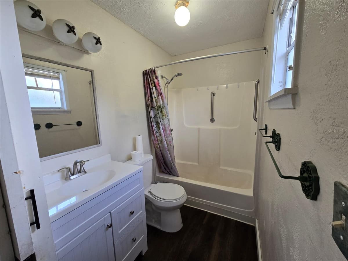 665 HERON STREET — photo 4 of 17