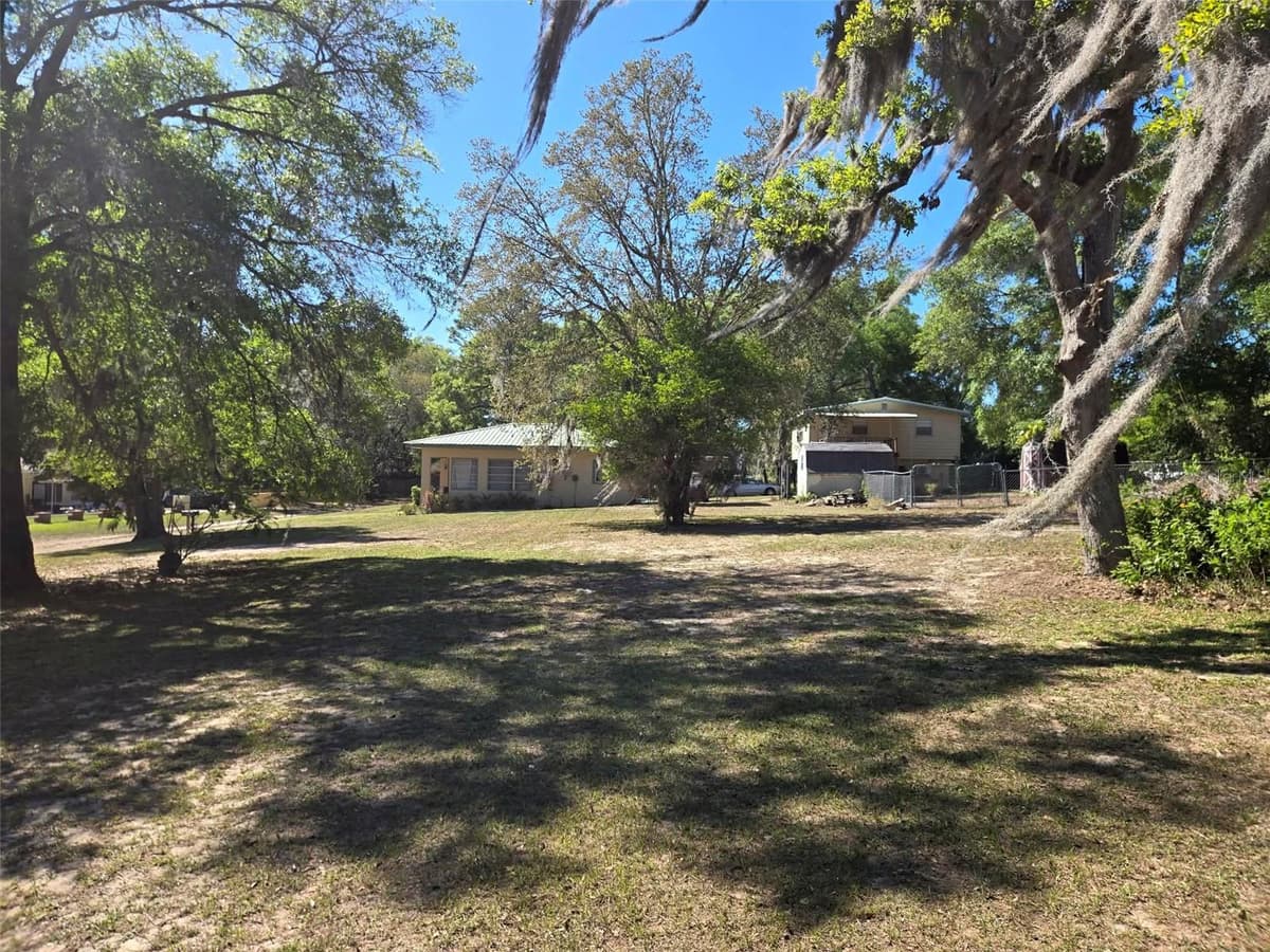 665 HERON STREET — photo 15 of 17