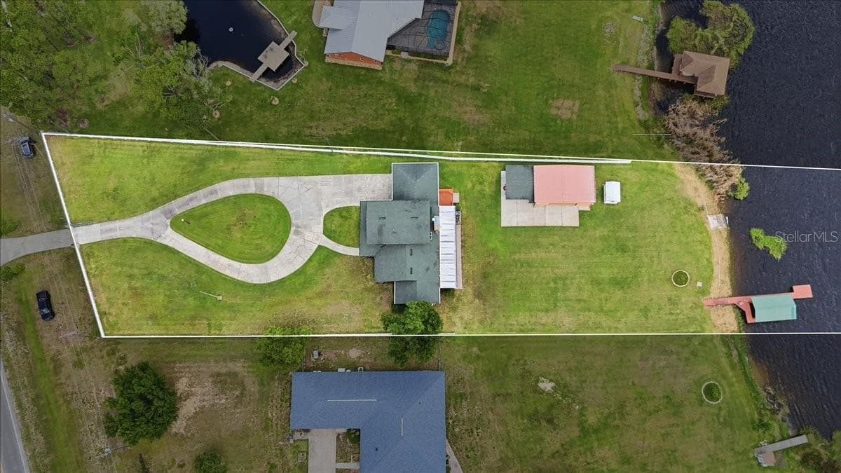 2731 STATE ROAD 557 — photo 9 of 96