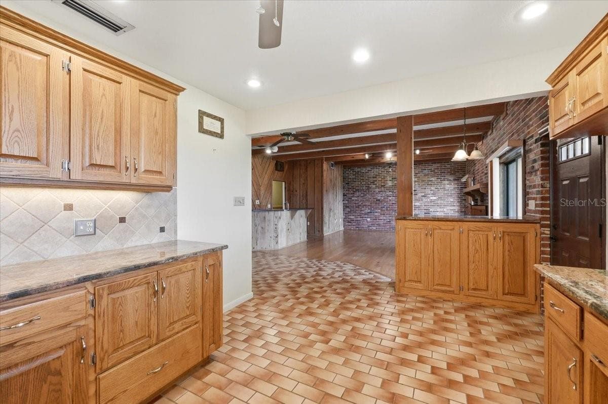 2731 STATE ROAD 557 — photo 40 of 96