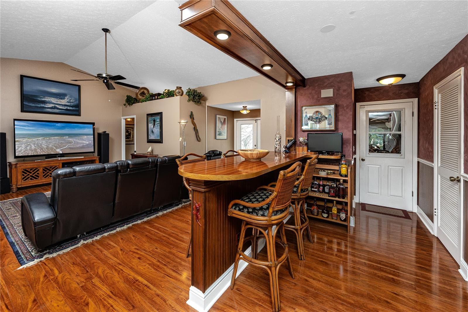 1116 KINGFISH PLACE — photo 11 of 53