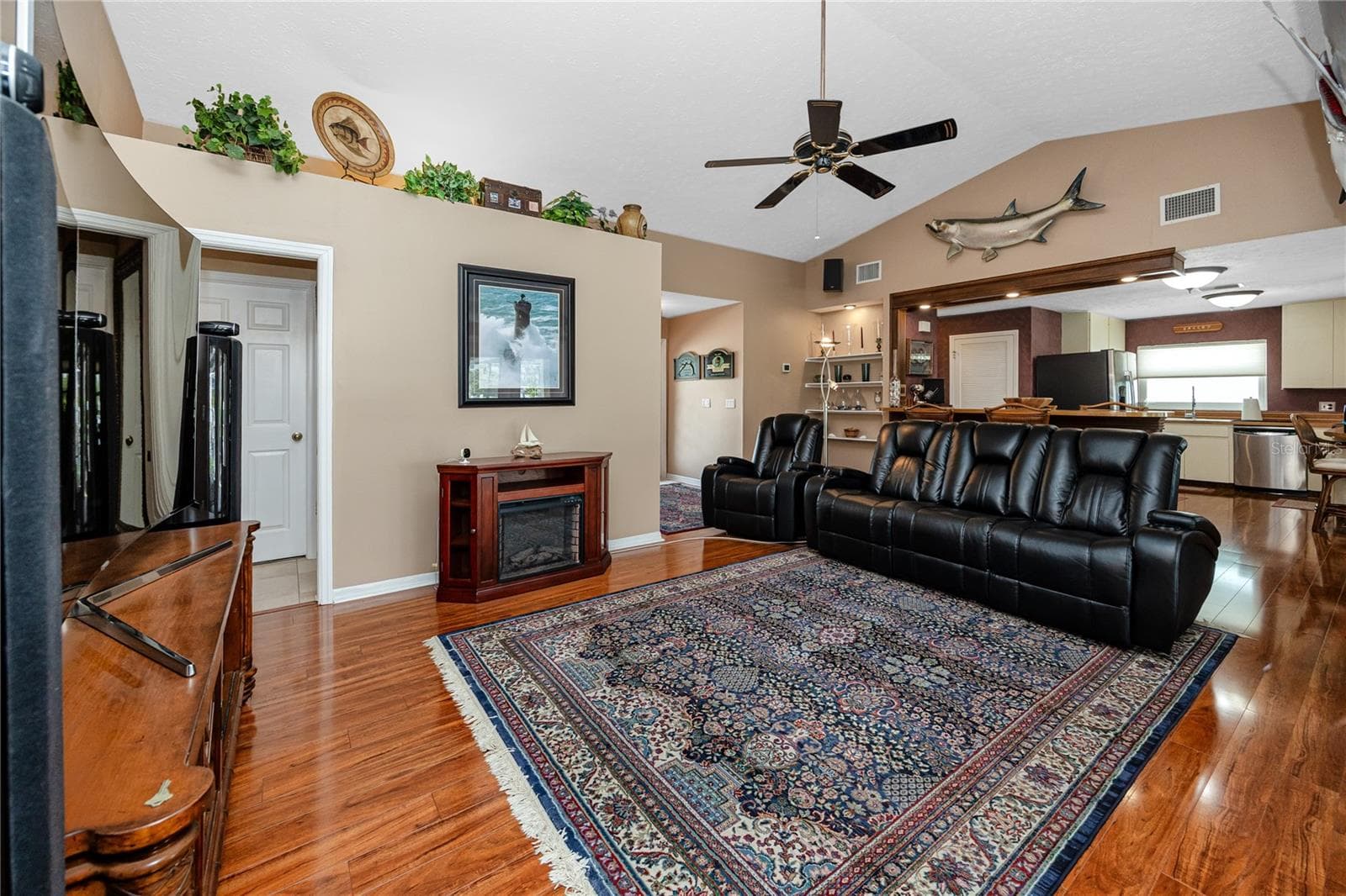 1116 KINGFISH PLACE — photo 8 of 53
