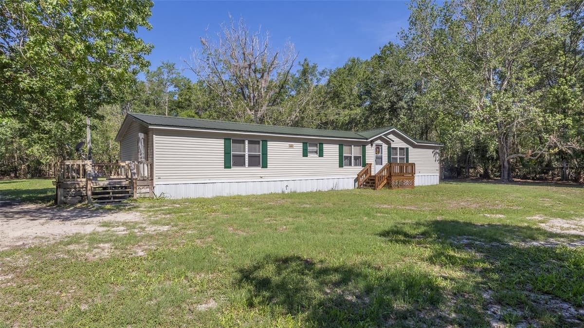 17824 143RD TERRACE — photo 4 of 35