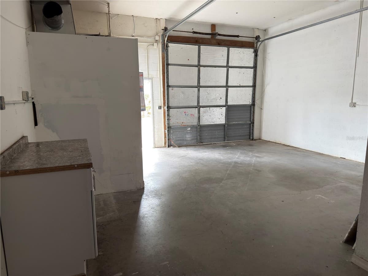 18290 PAULSON DRIVE — photo 5 of 9