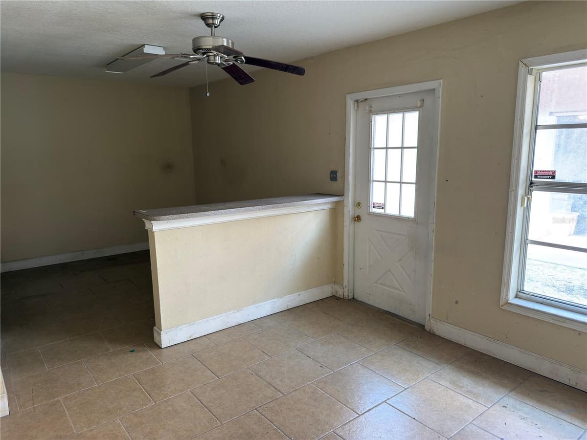18290 PAULSON DRIVE — photo 8 of 9