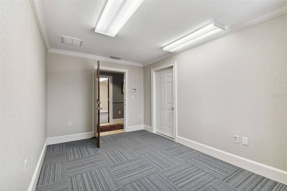 1137 BARTOW ROAD — photo 34 of 40