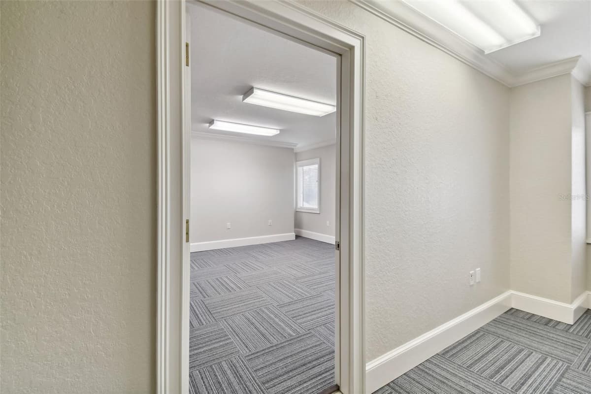 1137 BARTOW ROAD — photo 36 of 40