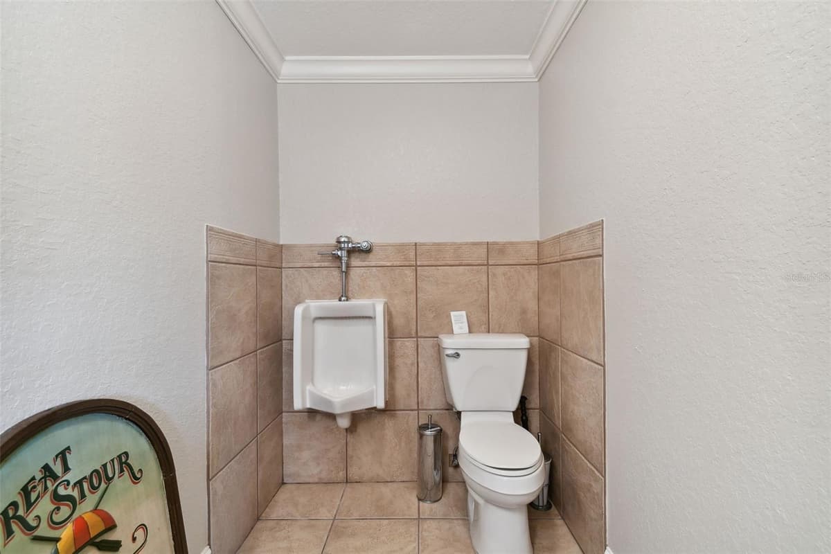 1137 BARTOW ROAD — photo 15 of 40