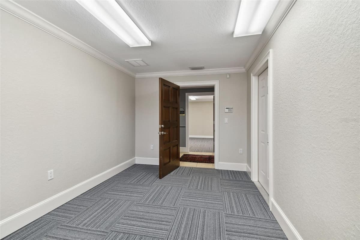 1137 BARTOW ROAD — photo 35 of 40