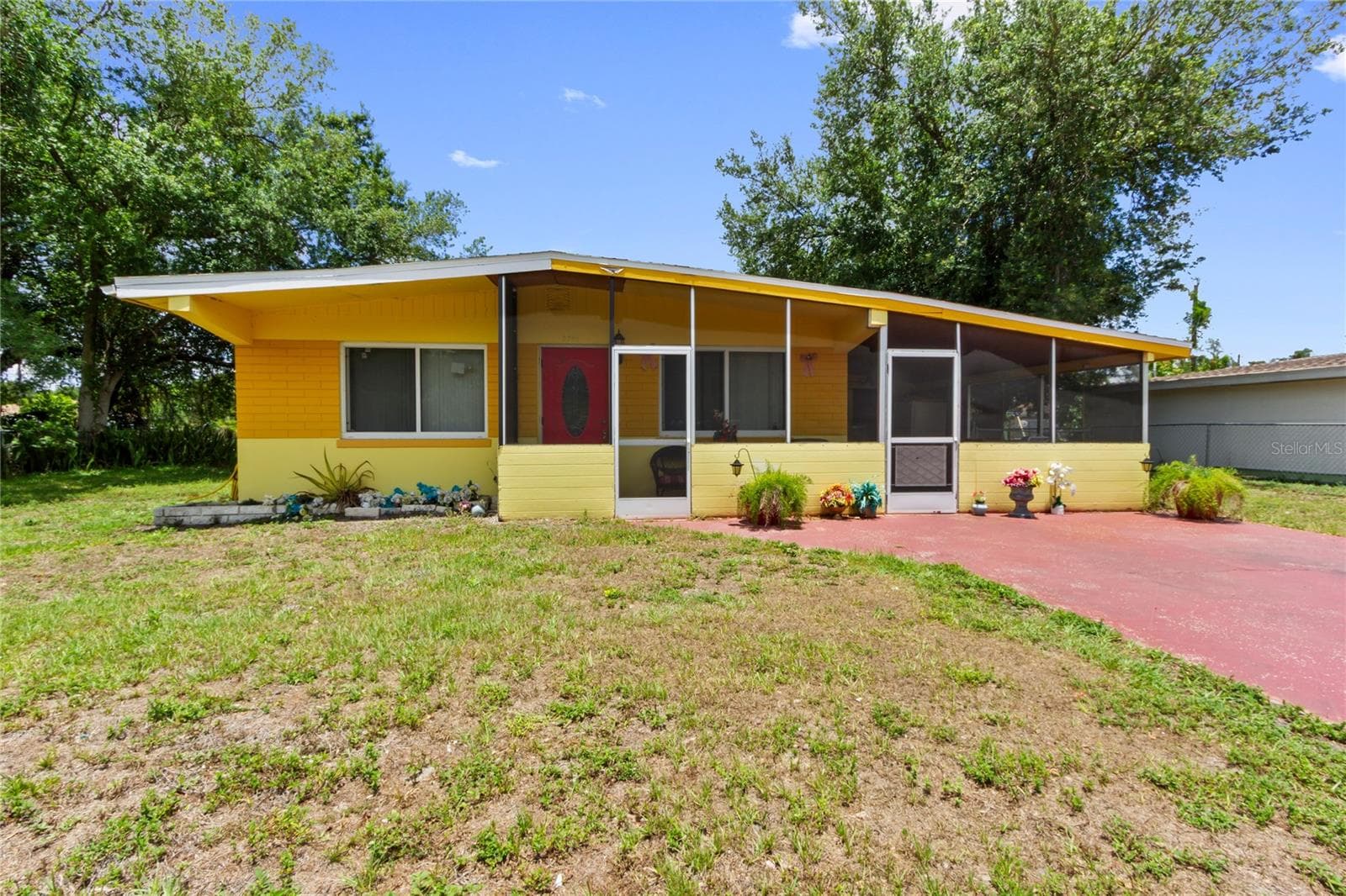 3741 BELL STREET — photo 1 of 25