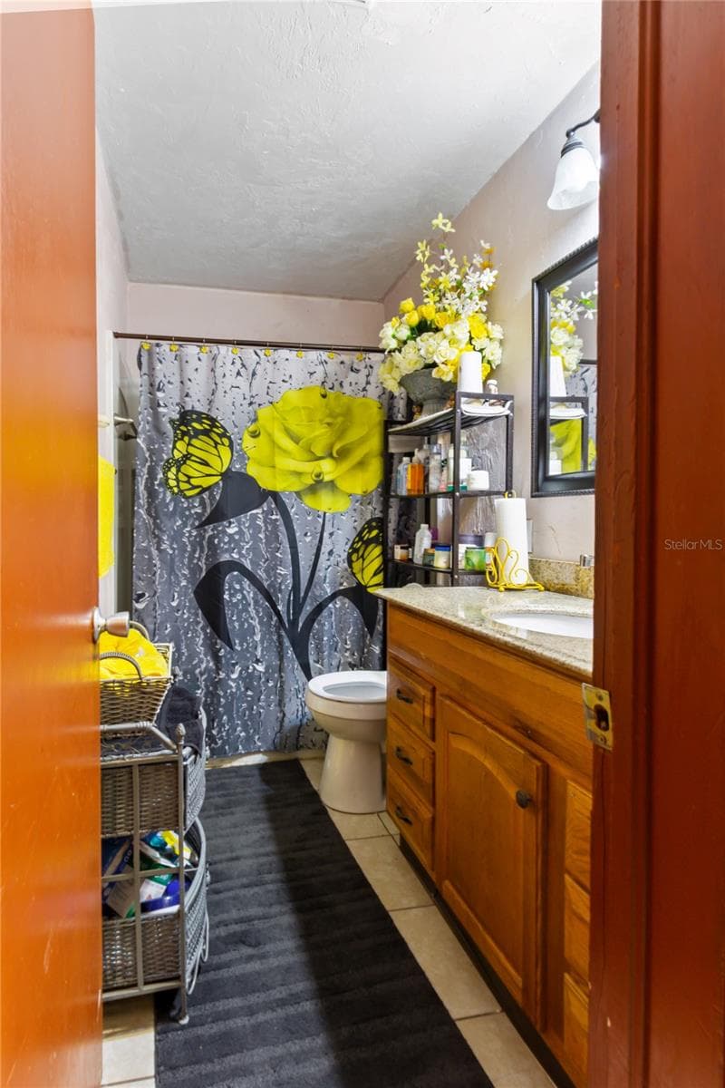 3741 BELL STREET — photo 19 of 25