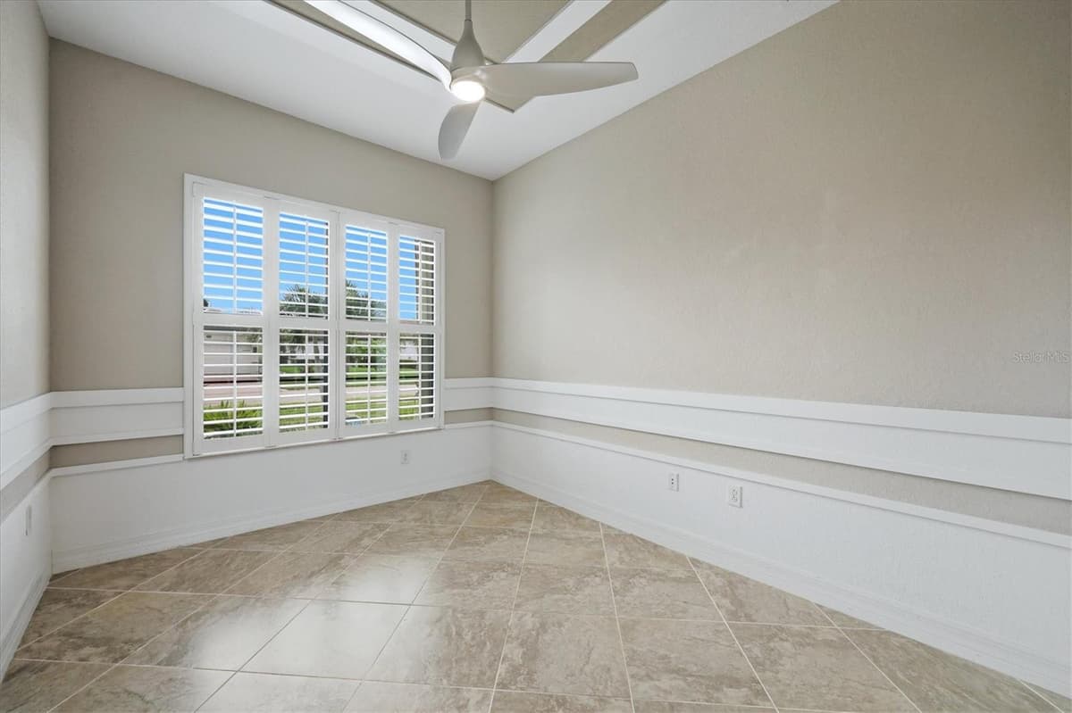 13652 CLASSICO COURT — photo 17 of 56