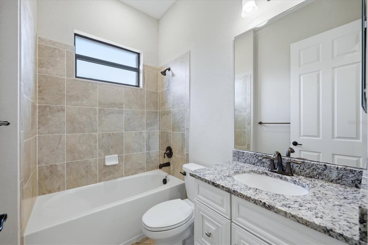 13652 CLASSICO COURT — photo 25 of 56