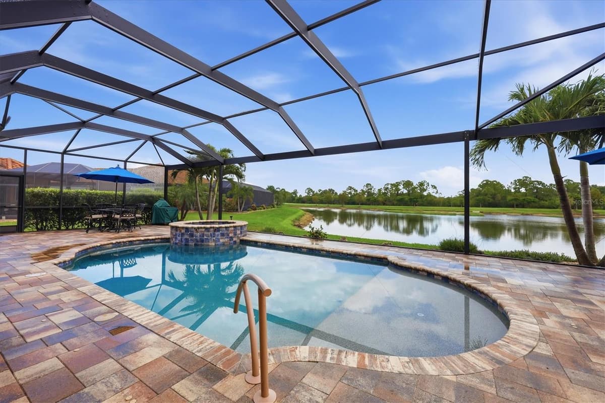 13652 CLASSICO COURT — photo 30 of 56