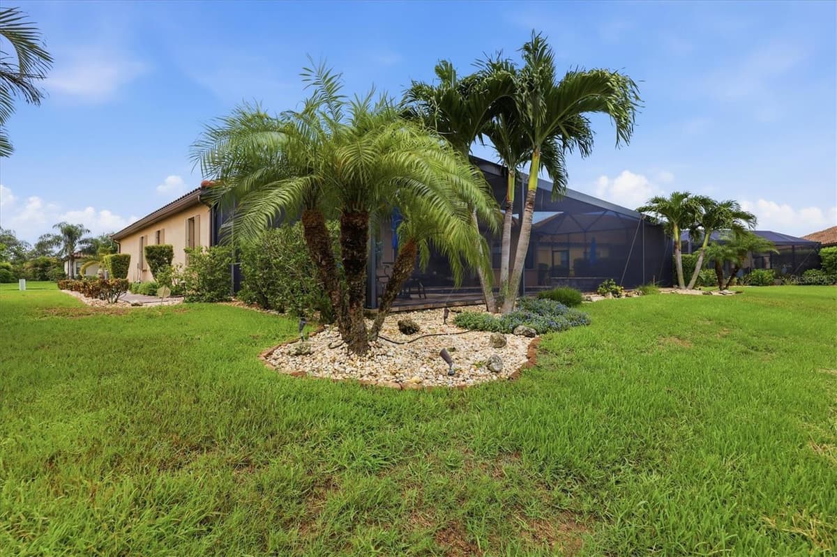 13652 CLASSICO COURT — photo 39 of 56