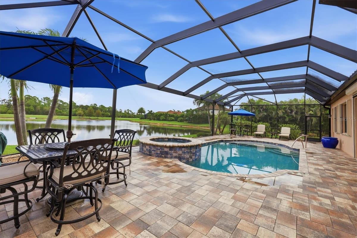 13652 CLASSICO COURT — photo 31 of 56