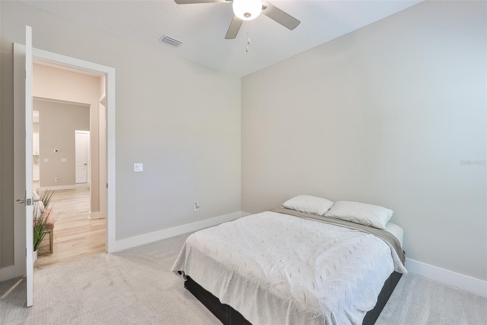 13148 OLDENBURG DRIVE — photo 22 of 48