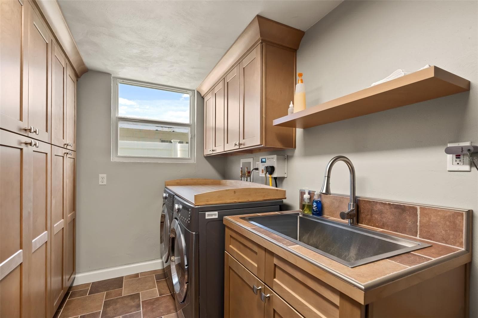 616 BRECHIN DRIVE — photo 14 of 44