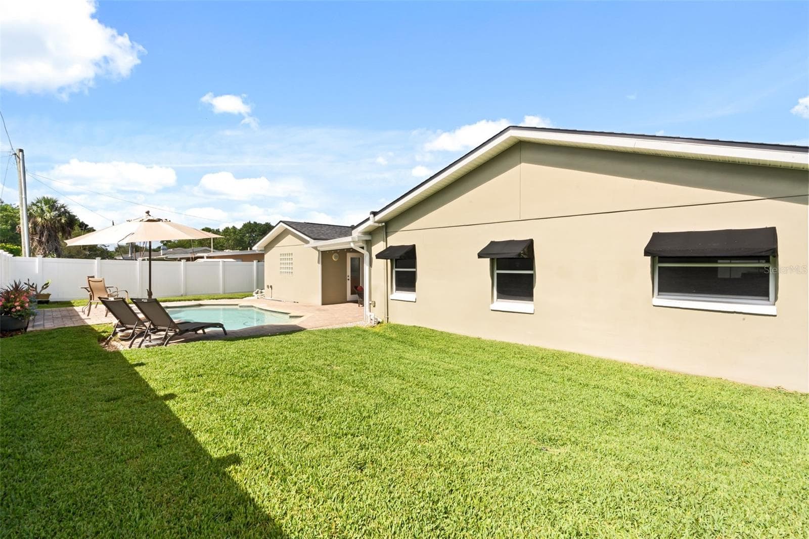 616 BRECHIN DRIVE — photo 40 of 44