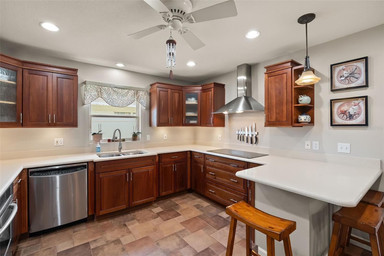 616 BRECHIN DRIVE — photo 10 of 44