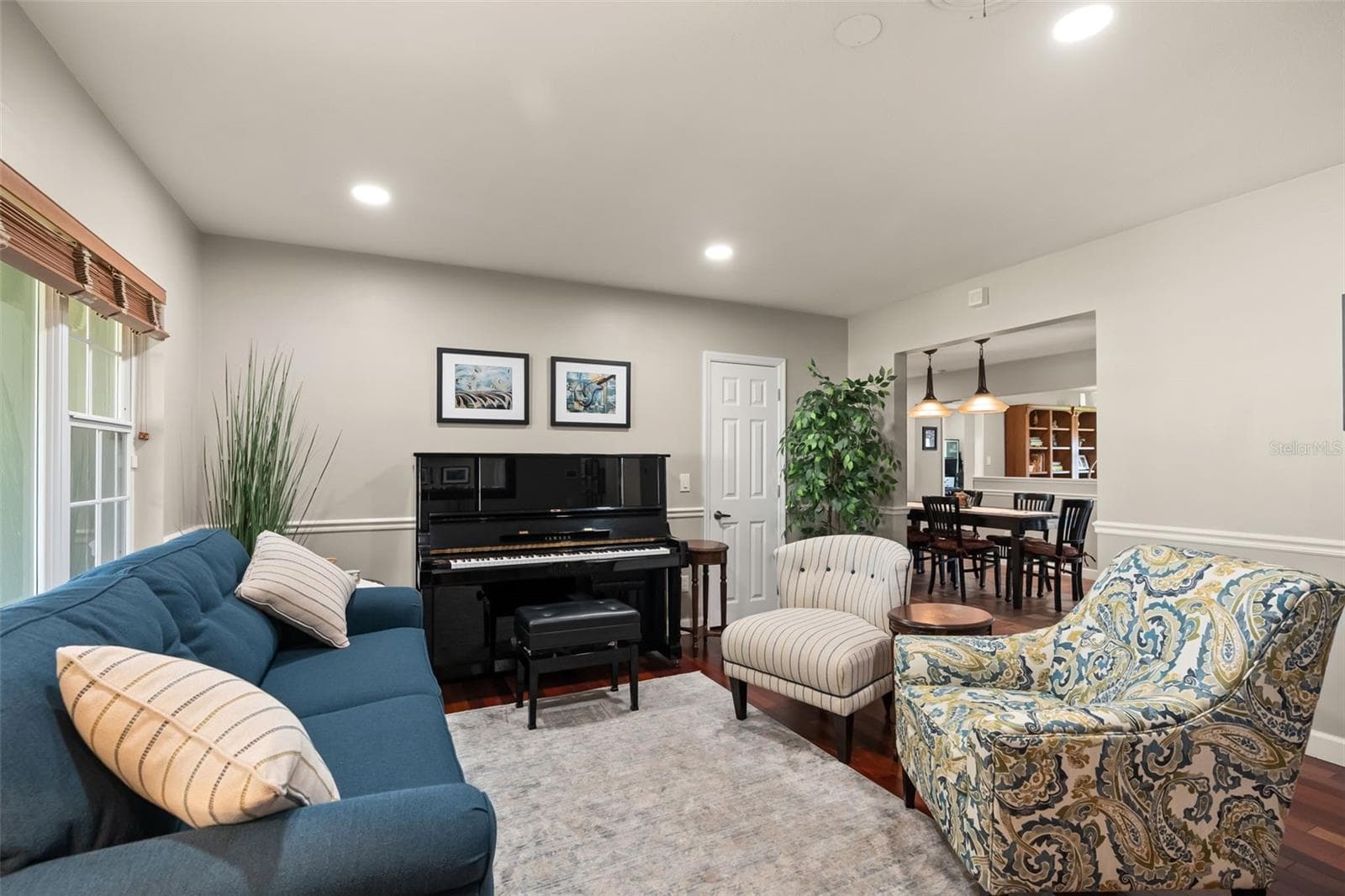 616 BRECHIN DRIVE — photo 3 of 44