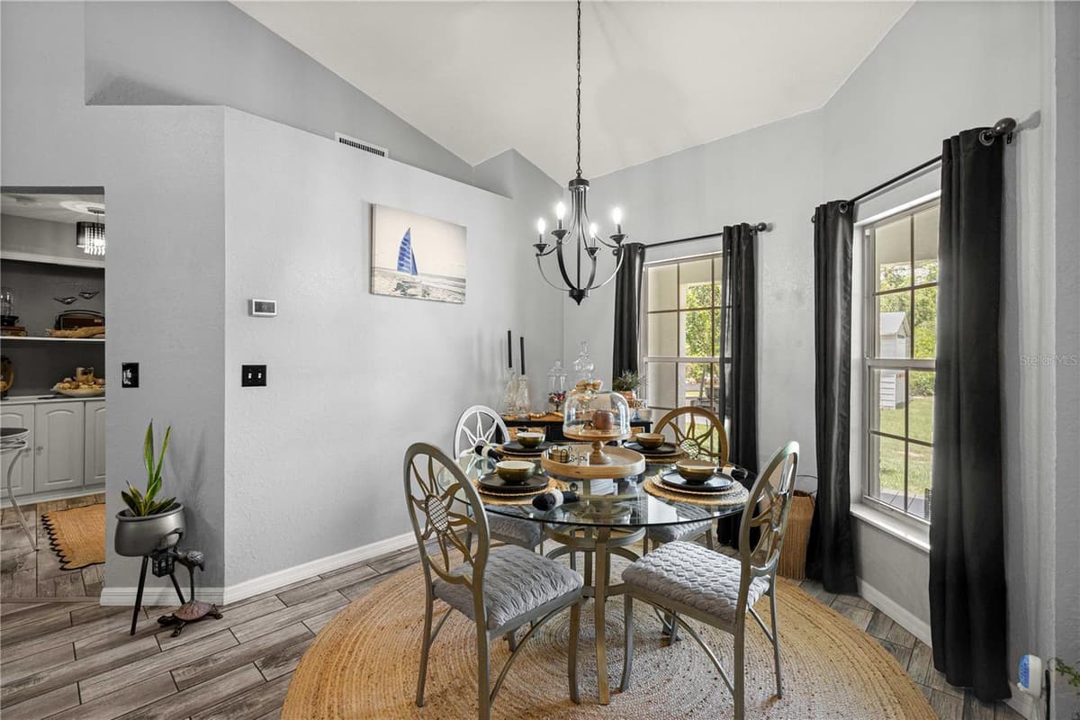495 FISHER ROAD — photo 12 of 50