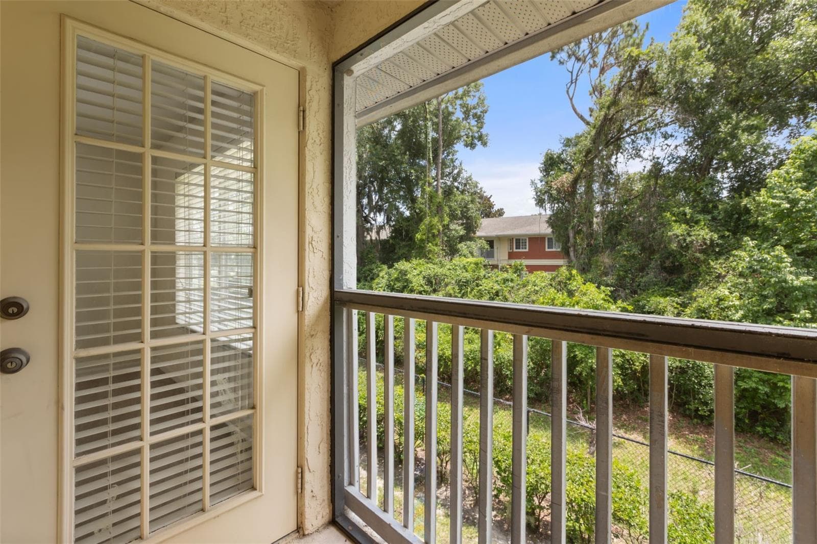 520 MAJESTIC WAY — photo 16 of 29