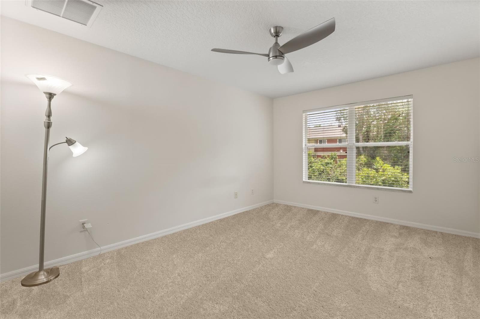 520 MAJESTIC WAY — photo 11 of 29