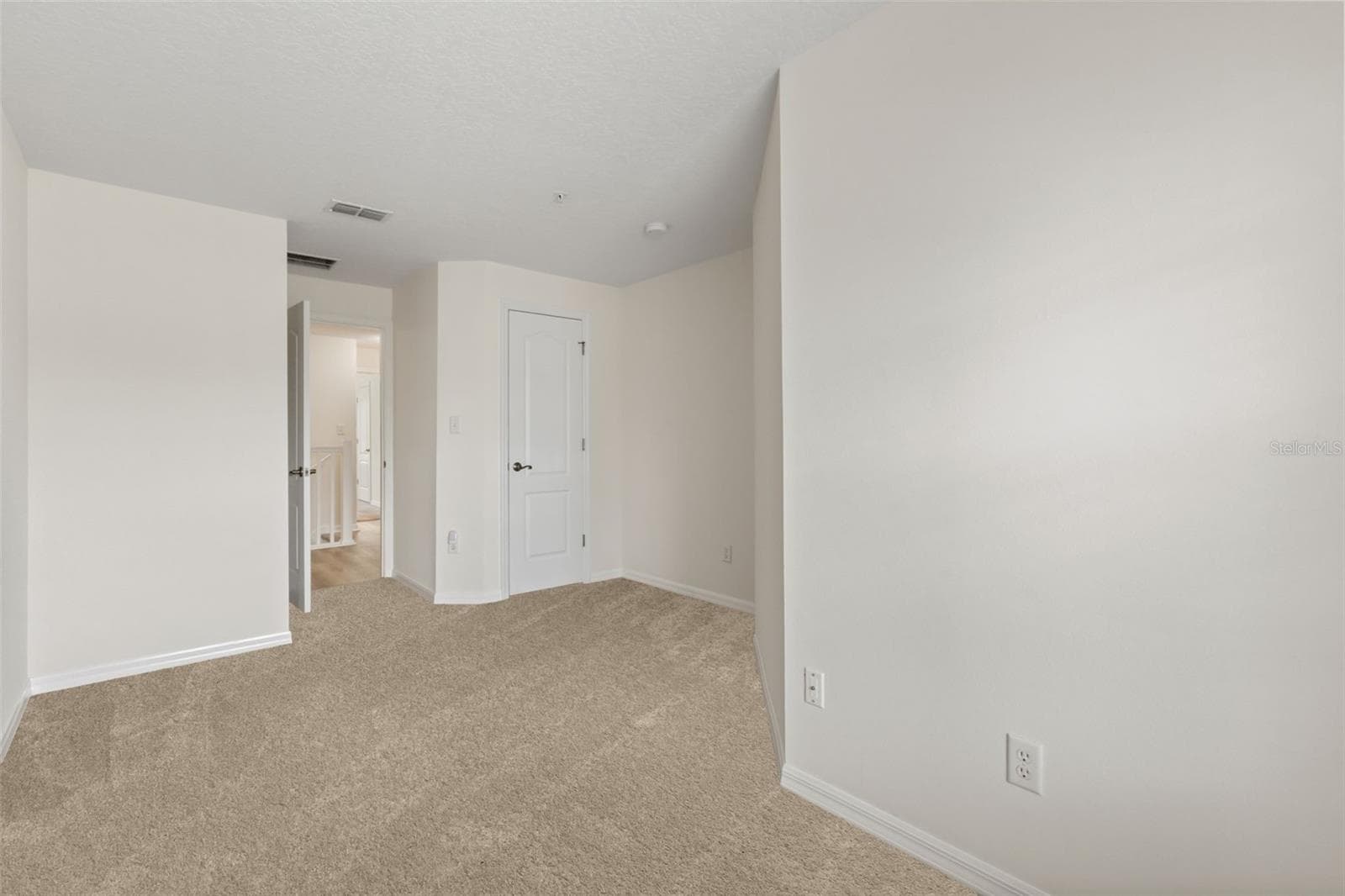 520 MAJESTIC WAY — photo 20 of 29