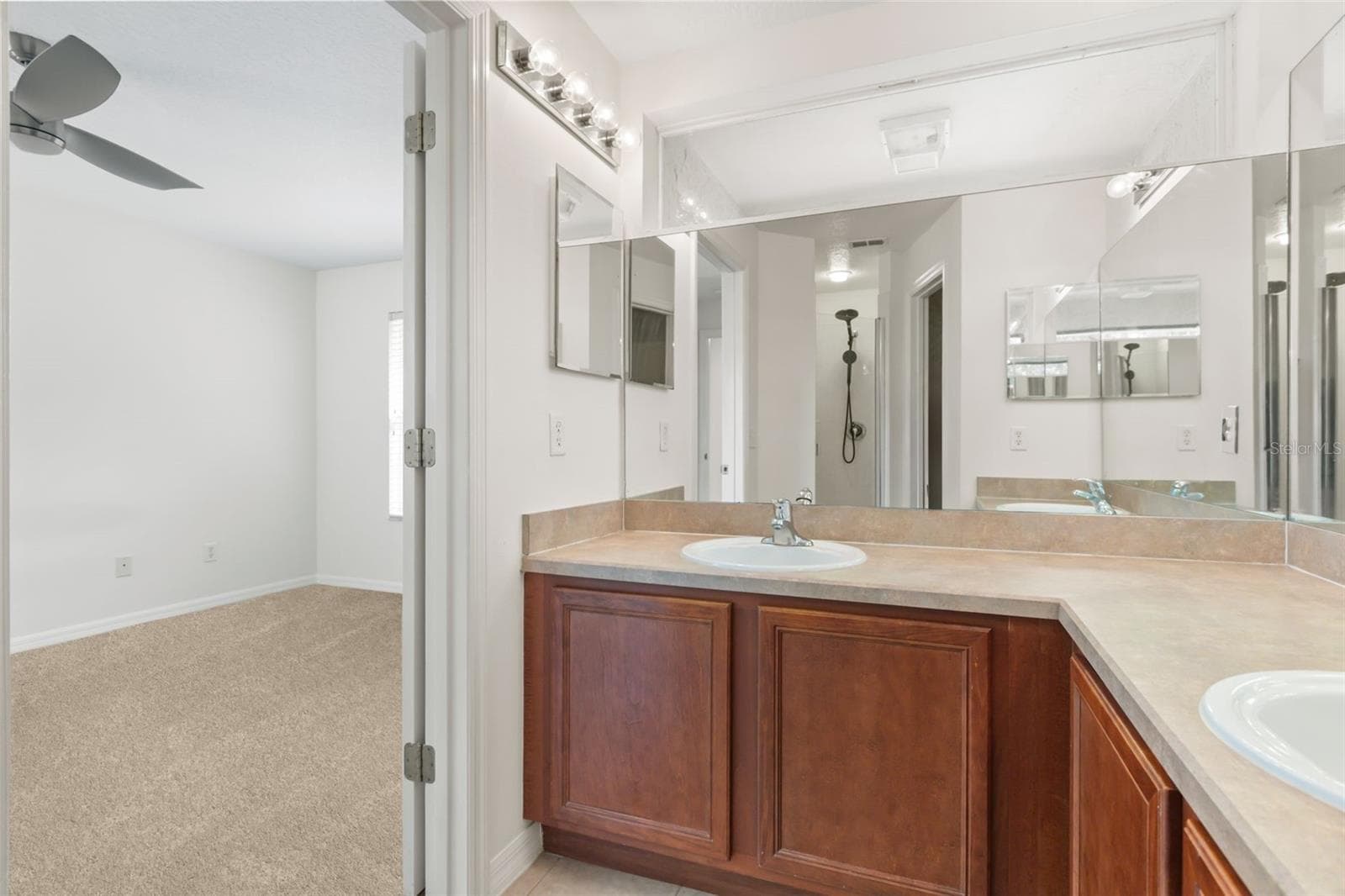 520 MAJESTIC WAY — photo 13 of 29