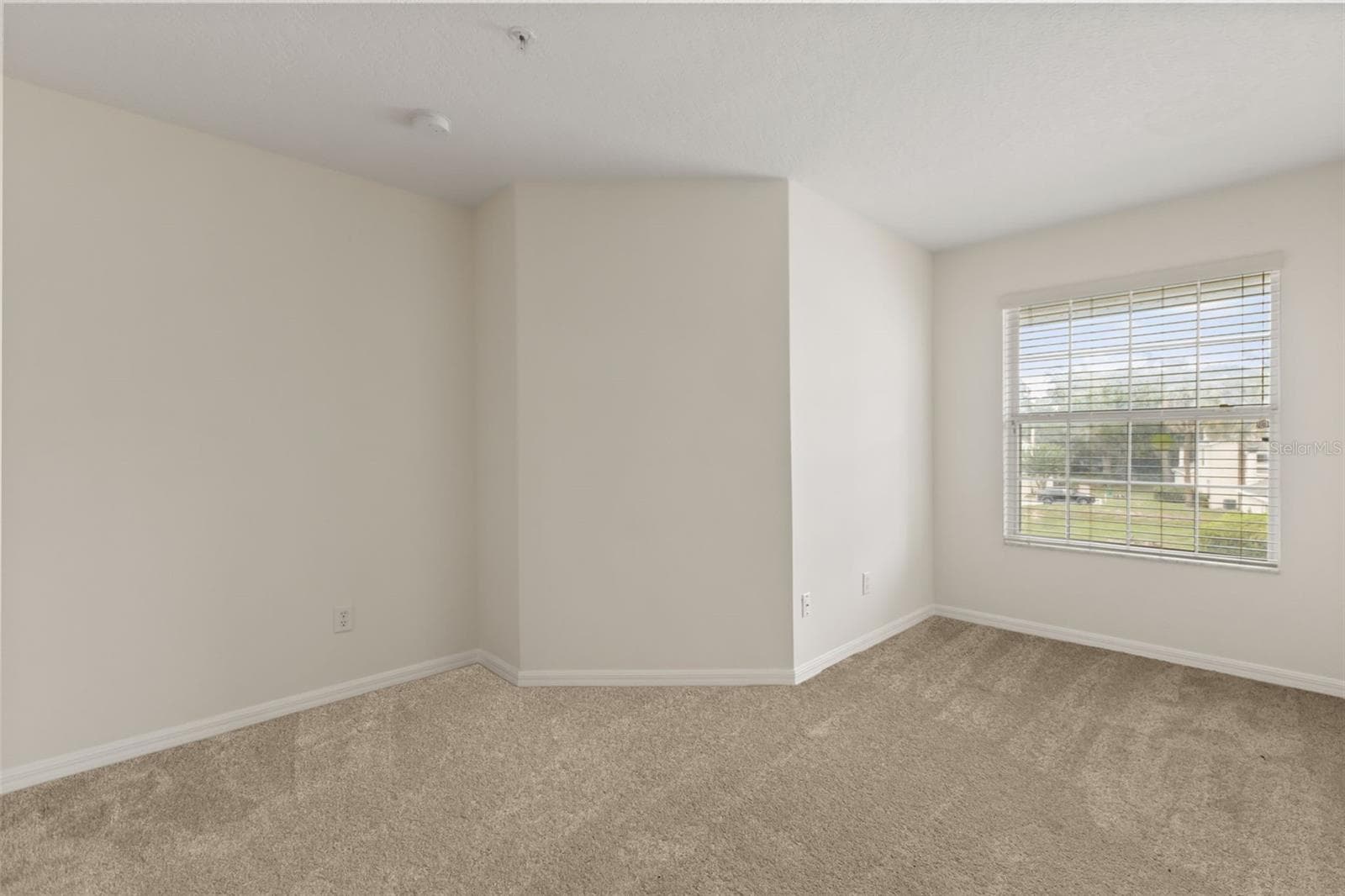 520 MAJESTIC WAY — photo 12 of 29